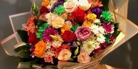 ۱۲ نکته کلیدی برای افزایش طول عمر گل طبیعی
