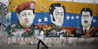حذف هوگو چاوز از خیابان های ونزوئلا +فیلم