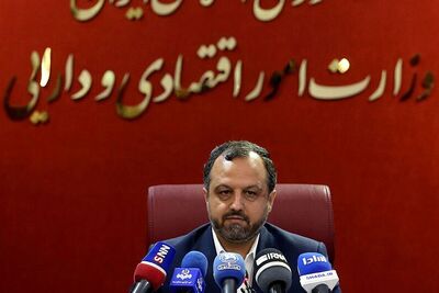 خاندوزی به بانک‌ها اولتیماتوم داد/ صادرات یک میلیون دلاری دانش‌بنیان‌ها