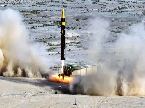 لحظه شلیک اخطار نیروی دریایی ارتش به ناوشکن‌های آمریکایی +فیلم