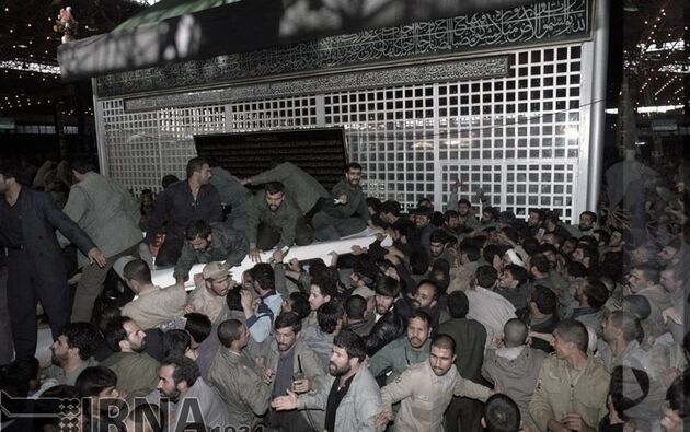 تشییع مرحوم سید احمد خمینی