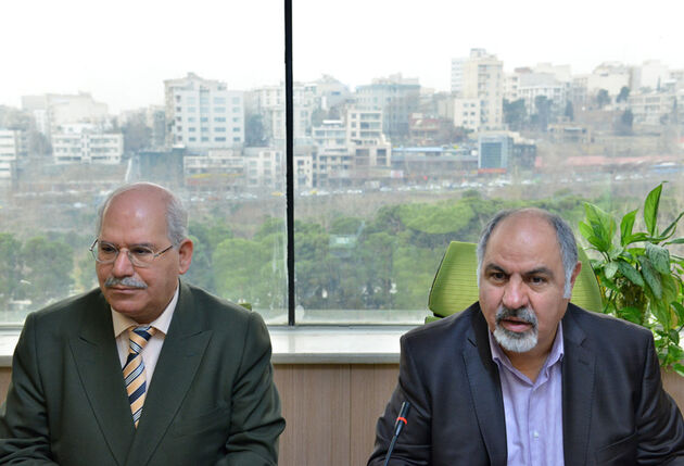گزارش تصویری ثبت‌نام‌کنندگان انتخابات اتاق در روز پنجشنبه