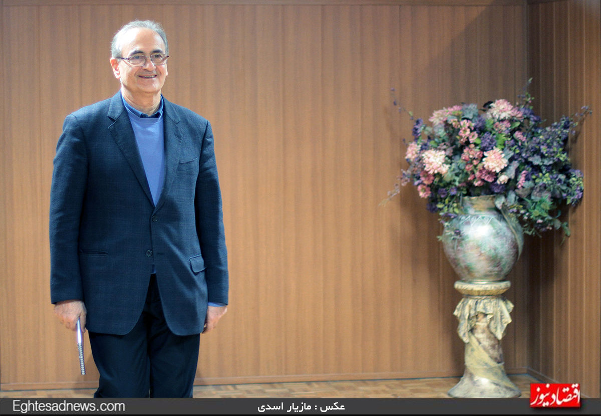 رونق بازار فولاد در نیمه دوم سال 94 / ریزش قیمت سنگ‌آهن مقطعی است