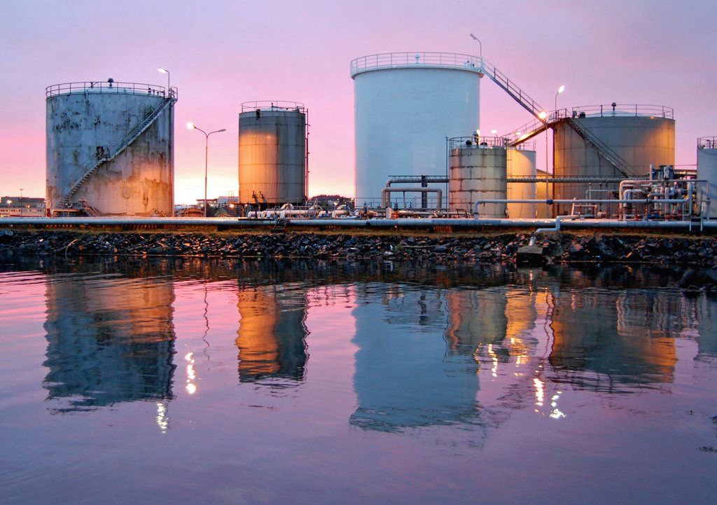 نزدیک شدن به توافق هسته‌ای قیمت نفت را کاهش داد