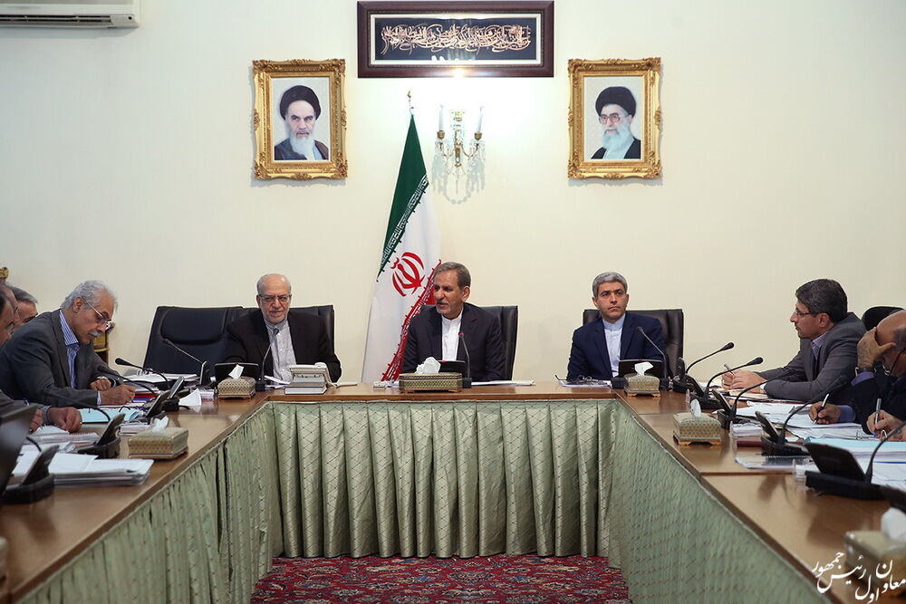 راه‌اندازی تولید اراده نظام است/ شرکت‌های بزرگ باید مکلف به احیای واحدهای تولیدی زیرمجموعه شوند
