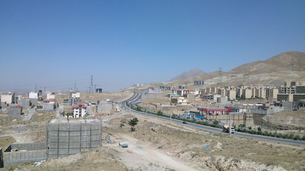 پرداخت بدهی پیمانکاران با انتشار ۲۰۰۰ میلیارد تومان اوراق/امسال سخت‌ترین سال مالی دولت