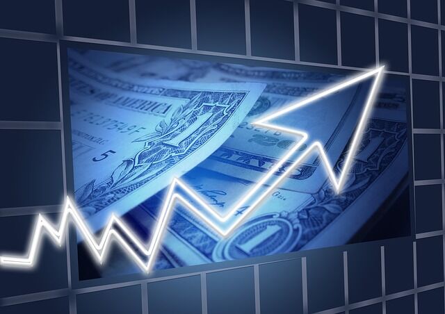 پیش‌بینی روند قیمت دلار و آینده بازار ارز در سال ۹۸