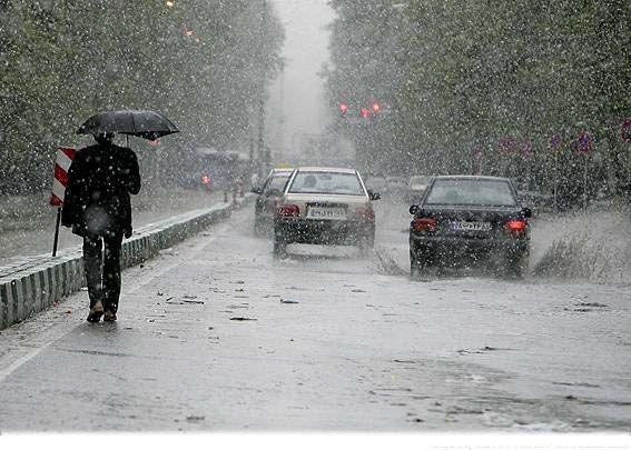 وقوع شدیدترین بارندگی قرن طی ۷۲ ساعت آینده در ایران صحت دارد؟+فیلم