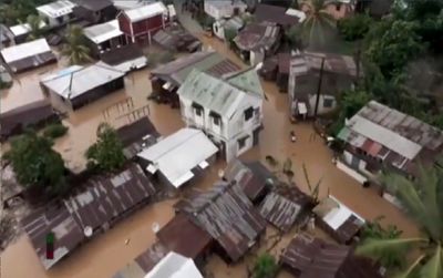 طوفان و سیل مرگبار در ماداگاسکار / دست‌کم ۱۱ نفر جان باختند+فیلم