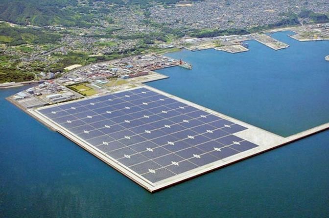 هند نیروگاه خورشیدی شناور روی آب می سازد