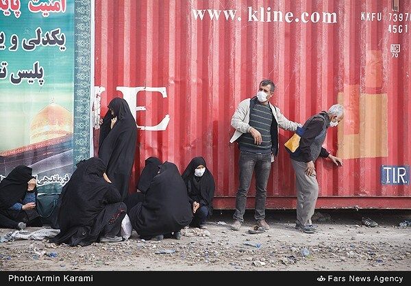 زائران اربعین در مرز مهران