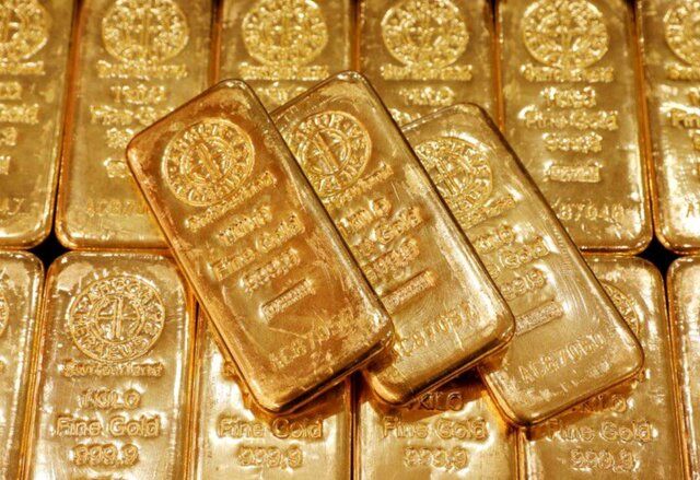 طلا در اوج قیمت ۲ ماهه/ دلار افتاد