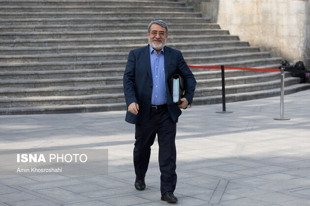61574832_amin-khosroshahi4-3366
