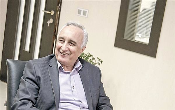 آنچه دولت کرد این بود که هیچ نکرد / عملکرد دولت خوب بوده اما هنوز ناهماهنگی دارد