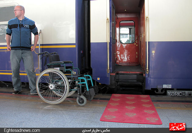 مسافران خاص تهران به روایت تصویر