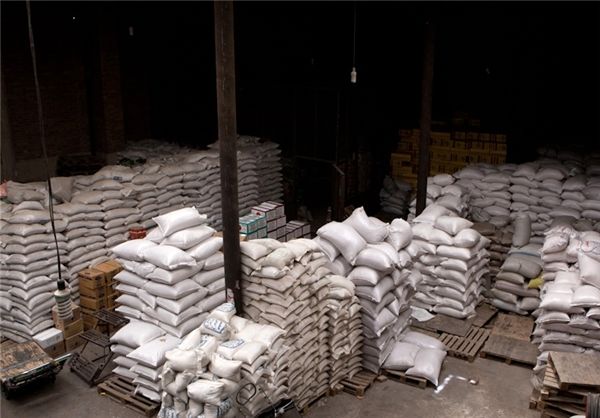 خروج برنج از گیلان و مازندران با ارائه جواز استانداری!/صادرات 200 دستگاه کامیون به سوریه/واکنش نهاوندیان به اختلاس 3 هزار میلیارد تومان


