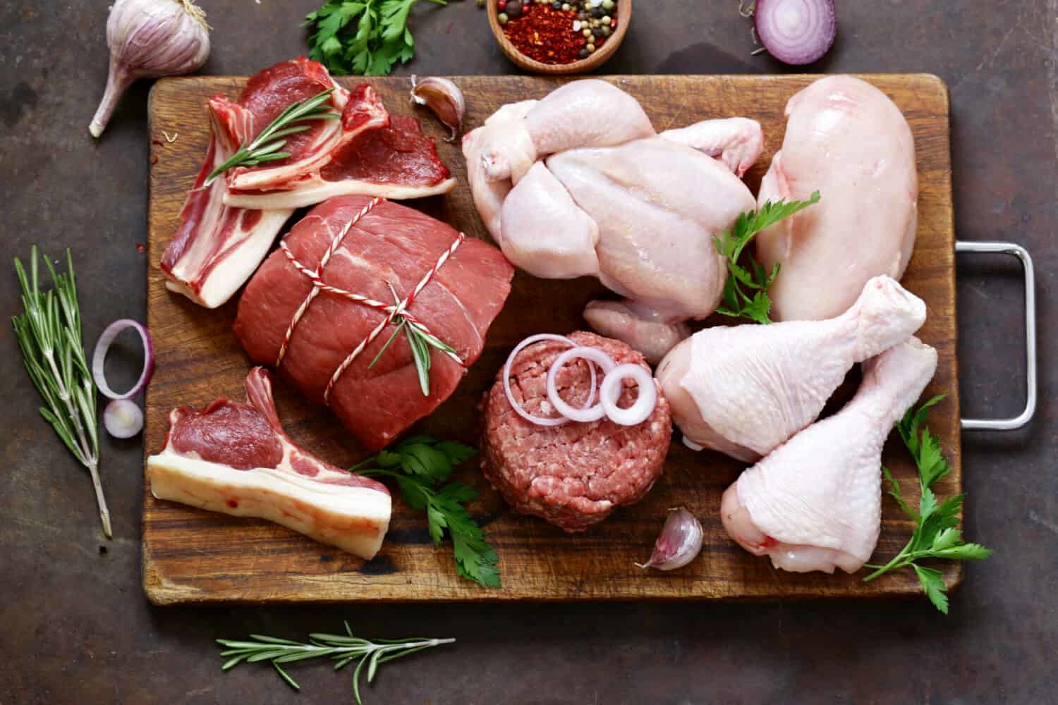 قیمت گوشت مرغ، گوشت قرمز و دام زنده امروز یکشنبه 13 اسفند 1402+ جدول