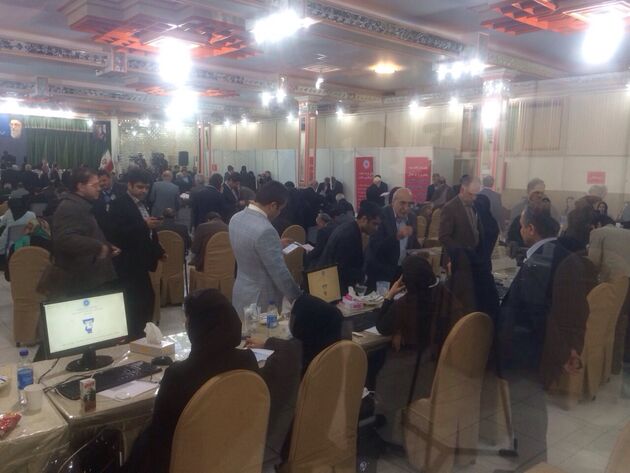 تصاویری از اولین ساعات انتخابات اتاق تهران