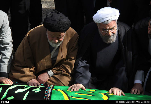 تشییع پیکر مادر رئیس جمهور  به روایت 10 عکس