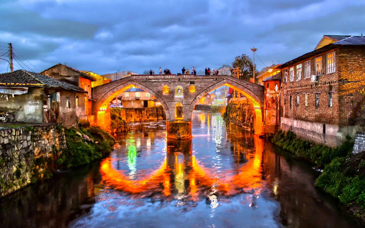 بلیط اتوبوس تهران لنگرود سفر راحت با سرویس لوکس تک صندلی