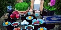 ابراهیم رئیسی جنجال به پا کرد/ تصاویری از روحانی و احمدی نژاد در کنار سفره هفت سین