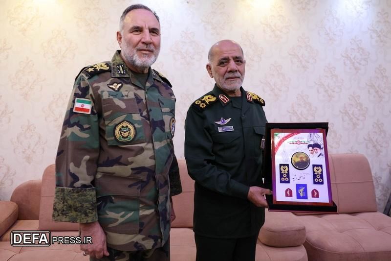 اعطای درجه سپهبدی به شهید غلامعلی رشید/ سرلشکر عبداللهی: خون شهدای جنگ ۱۲ روزه باعث همبستگی ملی شد