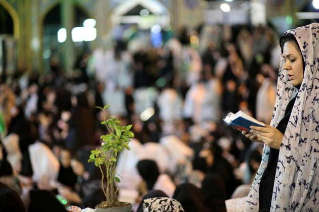 مراسم شب احیاء بیست و یکم رمضان در امامزاده صالح