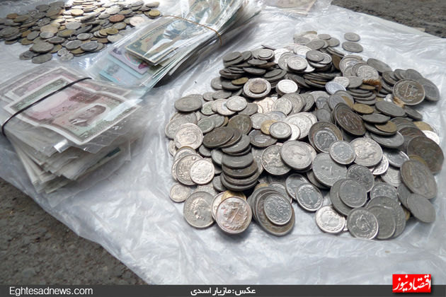 گزارش تصویری از بازاری که اسکناس برای اسکناس داده می‌شود