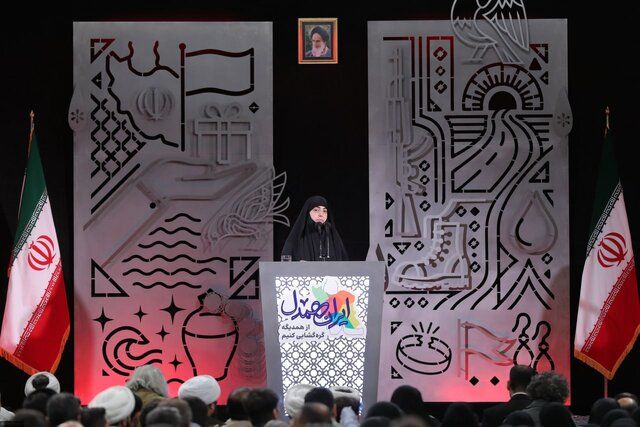 تقدیر دختر شهید سیدحسن نصرالله از ایران / دعای پدرم این بود که خدا باقی عمر او را گرفته و به عمر حضرت آیت‌الله خامنه‌ای اضافه کند