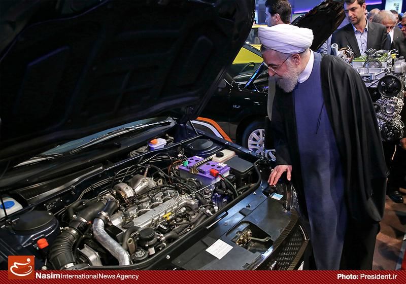 صنعت خودرو ایران کی رقابتی می‌شود؟/ پیام رئیس‌جمهور به خودروسازان چه بود؟