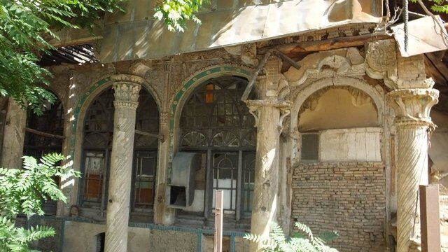 خانه علاءالدوله در فهرست مزایده ستاد فرمان امام(ره)/خانه قاجاری در قلب تهران؛ قیمت پایه 12 میلیارد تومان!
