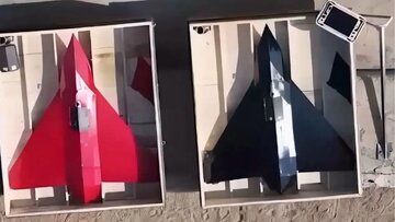 این پهپاد پنهانکار از هر دفاعی عبور می کند/ ویژگی های منحصر به فرد سریع ترین پهپاد انتحاری ایران +عکس