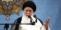 درخواست امام‌جمعه مشهد برای محاکمه صحرایی برخی از روزنامه‌نگاران!