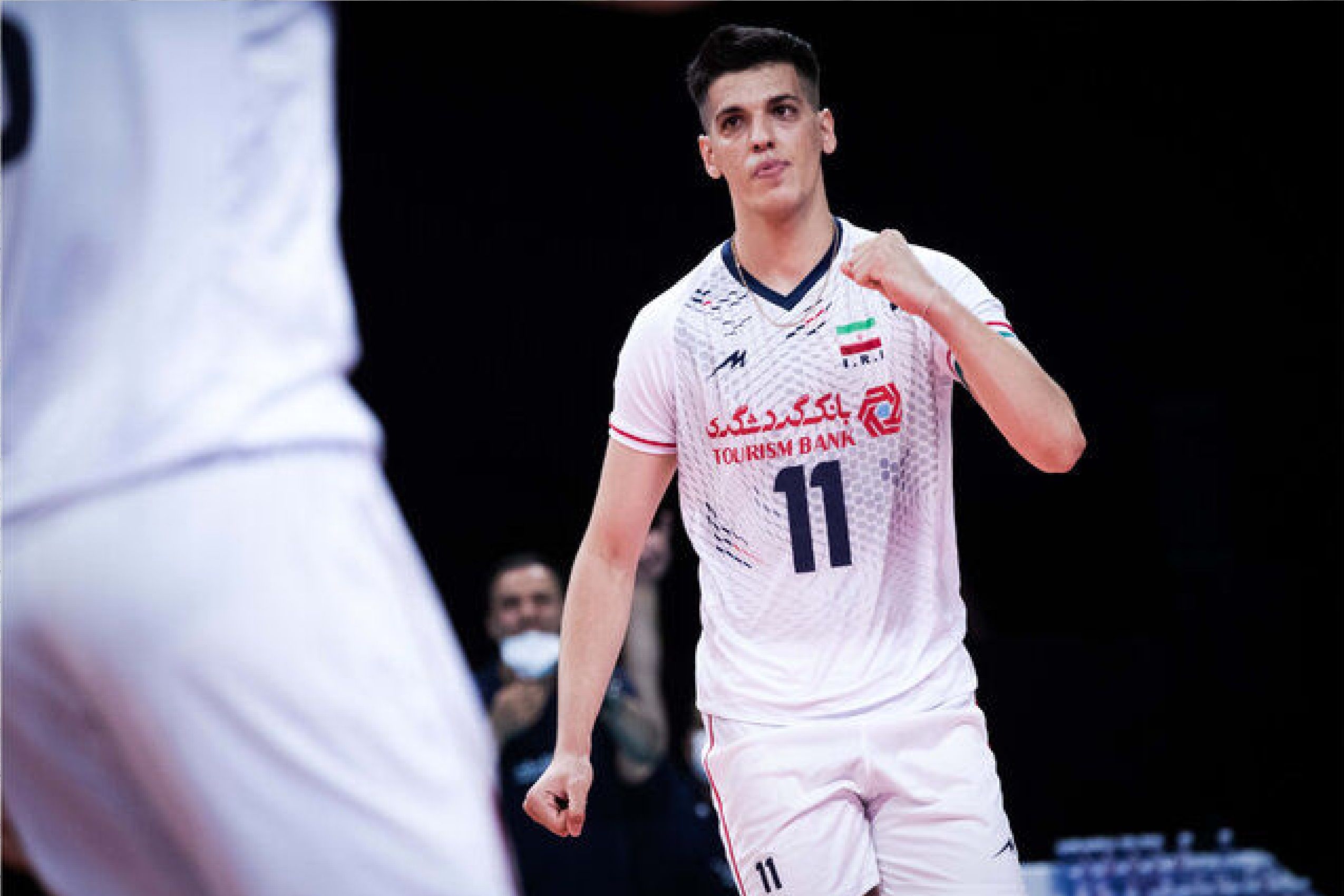 مراعات خانواده «صابر کاظمی» را بکنید، قلب او هنوز میتپد/ درخواست فدراسیون والیبال از مردم