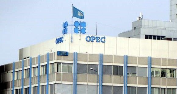 پیشنهاد ایران برای کاهش تولید اوپک قیمت نفت را افزایش داد