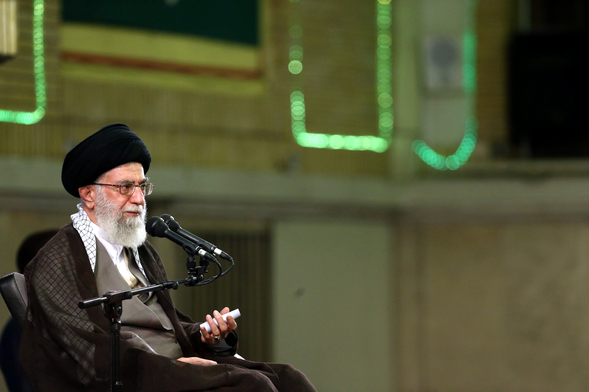 موافقت رهبر معظم انقلاب با دفن جان‌باختگان فاجعه منا در گلزارهای شهدا