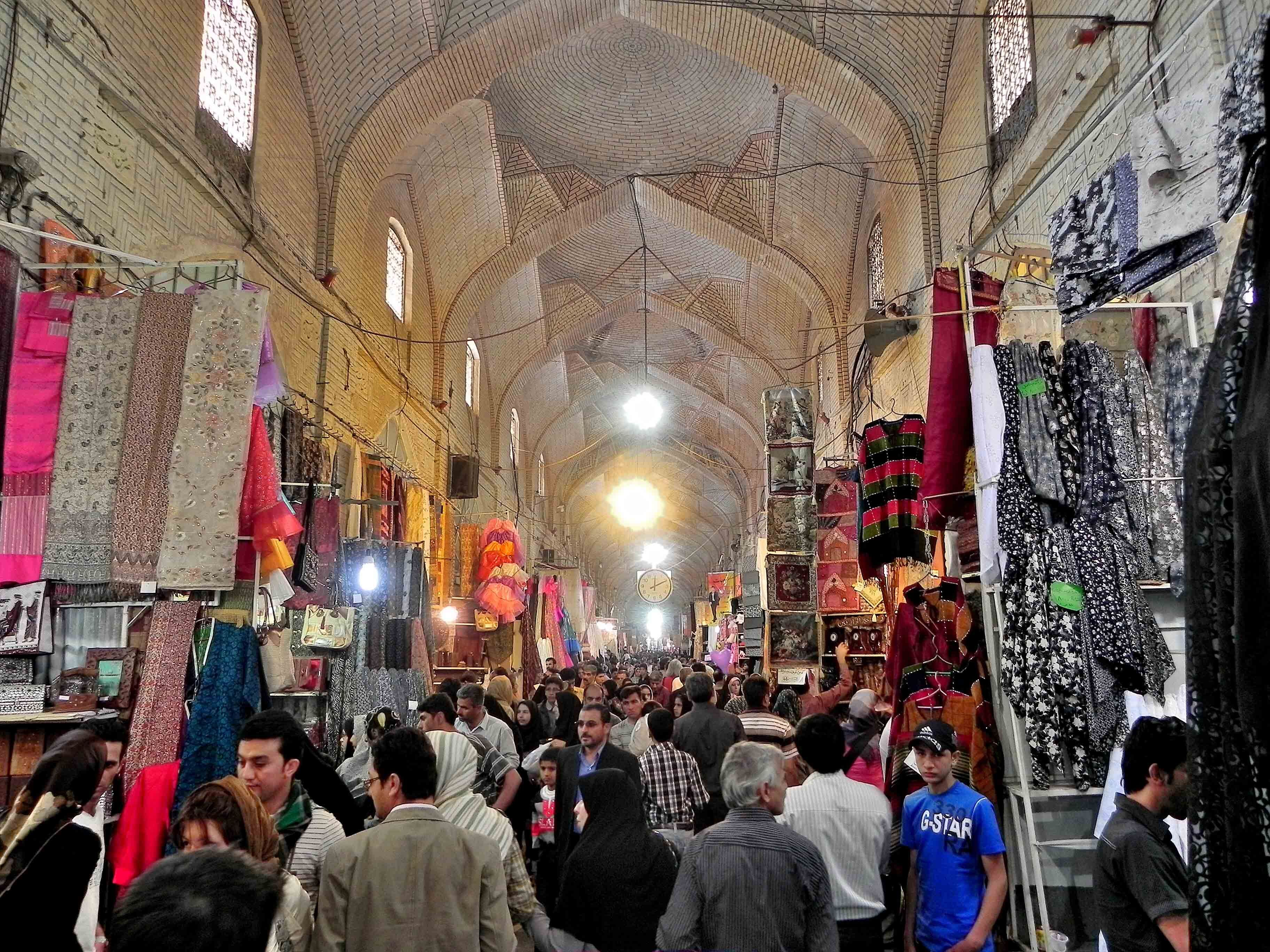نرخ تورم دی‌ماه 12.2 درصد/ تورم خوراکی‌ها در مرز تک‌رقمی