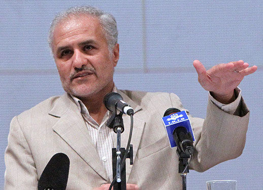 حسن عباسی: حشدالشعبی سپاه پاسداران عراق شده/ مرجع تقلیدی در قم داریم که لیدر جریان انحرافی است