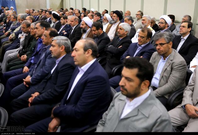 دیدار رهبری و مسئولان