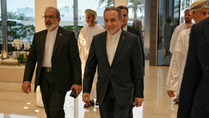 ادعای یک مقام آمریکایی درباره آخرین فرصت ترامپ به تهران قبل از حمله نظامی/ اگر ایران تا ۴۸ ساعت دیگر، طرحی مکتوب و دقیق برای توافق ارسال کند...