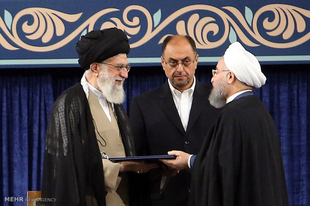 نخستین توییت روحانی پس از تنفیذ حکم دور دوم ریاست جمهوری + عکس