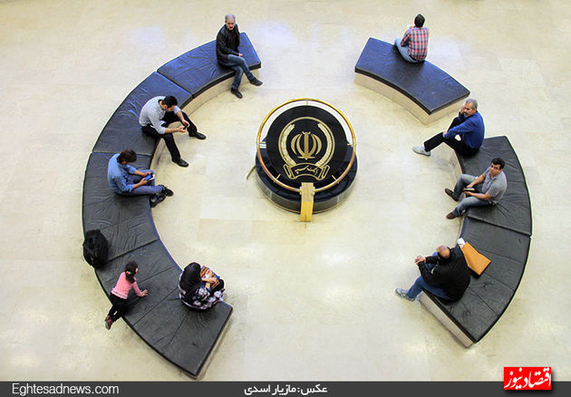 فعالیت روزانه بانکی در بازار به روایت تصویر