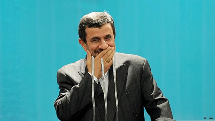 احمدی‌نژاد: ایران نباید از WHO پیروی کند


