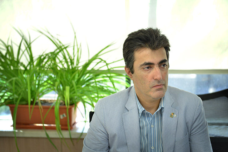 تأثیر نوسانات ارزی بر چشم‌اندازهای تجاری در ایران/«گرانی و ارزانی» دلار چه دردسرهایی برای تجار دارد؟