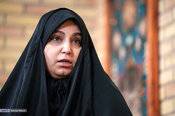 روایت نرجس سلیمانی از لحظه شنیدن خبر شهادت حاج قاسم/ هنوز هم وقتی در خانه را که می‌زنند، می‌گویم شاید پشت در باشد