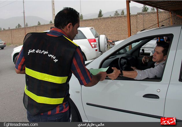 گشت تصویری در یک بازار مکاره خودرو