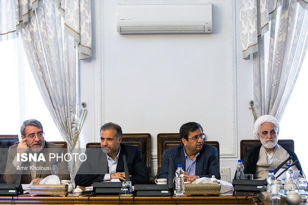 جلسه شورای عالی اقتصادی با حضور سران قوا
