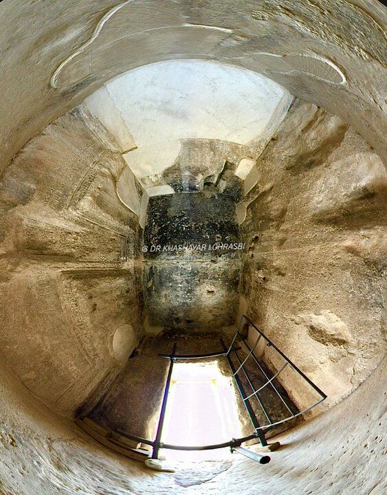 تصاویری دیدنی از داخل آرامگاه کوروش که تا به حال ندیدهاید + عکس 2