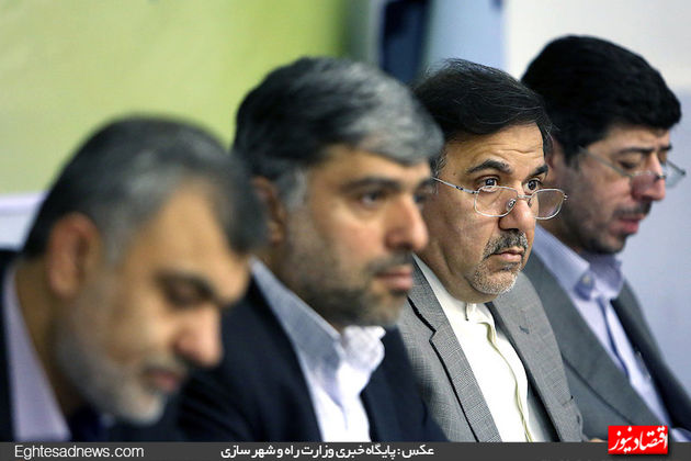 هم‌اندیشی چگونگی آغاز به کار شرکت شهر فرودگاهی امام خمینی(ره) (گزارش تصویری)