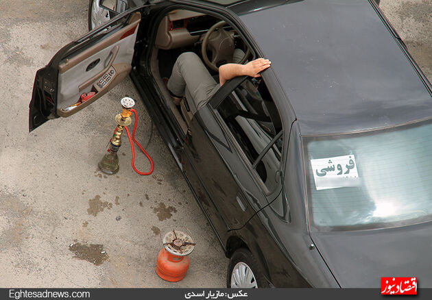 گشت تصویری در یک بازار مکاره خودرو